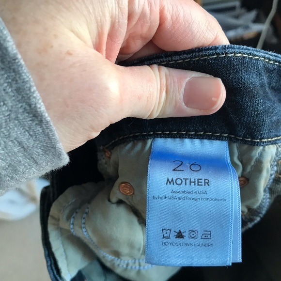MOTHER The Looker Jaded and Torn Distressed Jeans - Picture 7 of 11